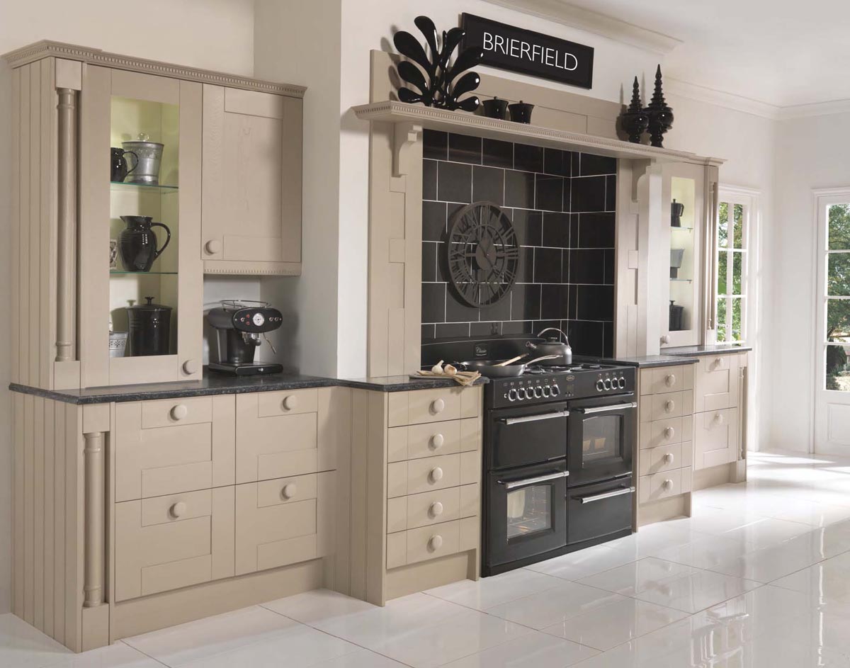 Swansea and Neath Kitchens : Castle Kitchens : Neath and Swansea ...